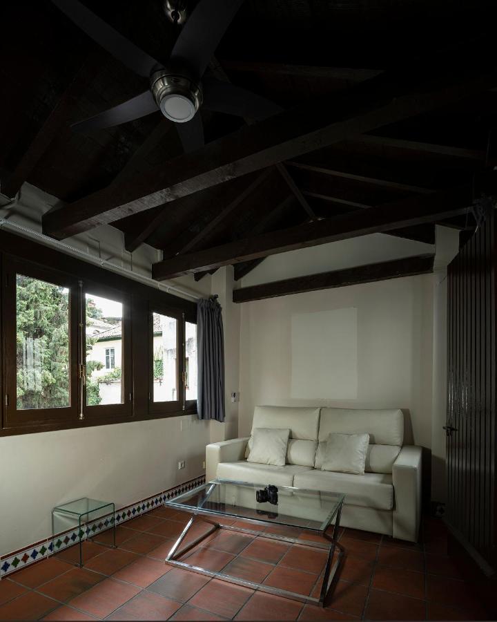 Apartamentos Optima Palacete De La Alhambra Junto A La Alhambra Гранада Экстерьер фото