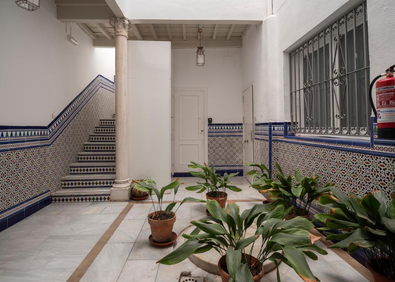 Apartamentos Optima Palacete De La Alhambra Junto A La Alhambra Гранада Экстерьер фото